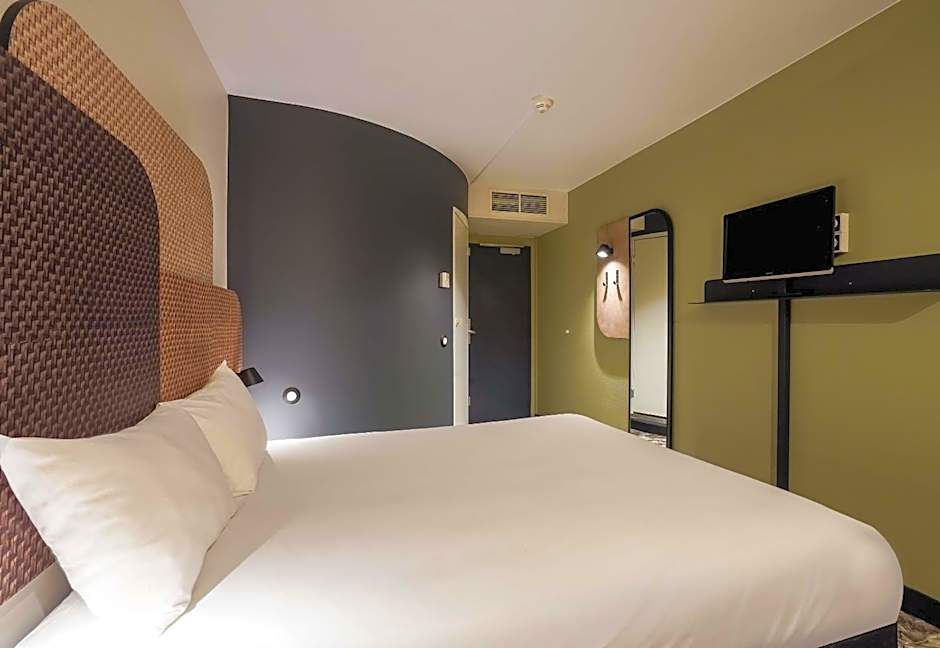 B&B HOTEL Chartres Centre Cathédrale 3 étoiles