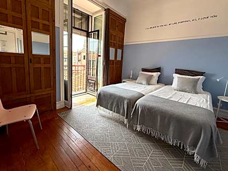 Twin Room with Shared Bathroom