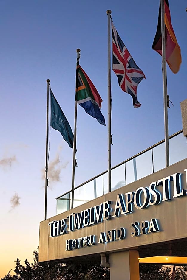 Twelve Apostles Hotel & Spa
