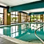 Clarion Pointe Louisville East