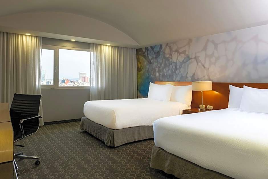 Courtyard by Marriott Mexico City Revolucion
