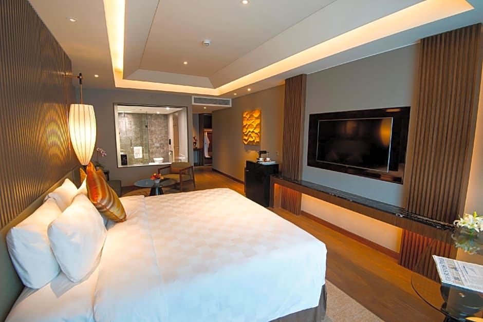 Sedona Hotel Inya Wing