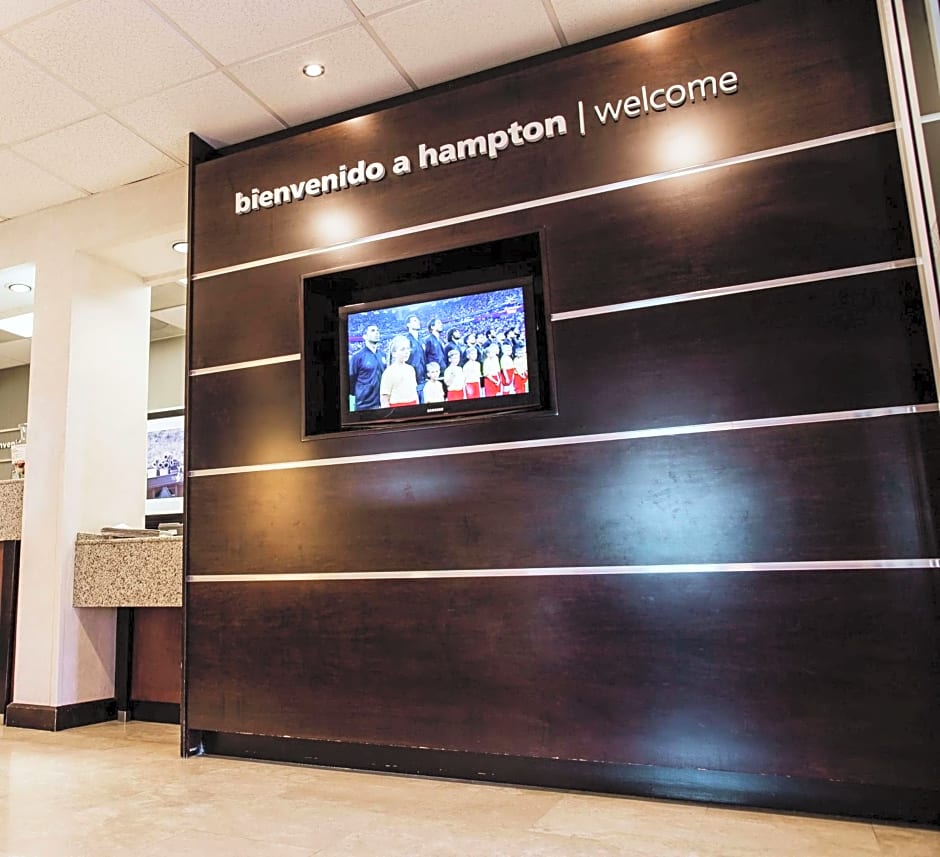 Hampton Inn By Hilton Torreon Airport Galerias