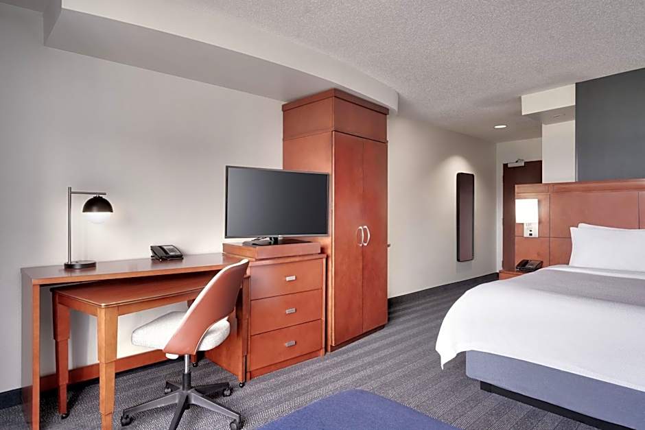 Courtyard by Marriott Johnson City