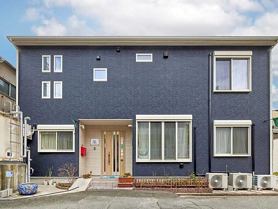 Itoshima guesthouse TOMO