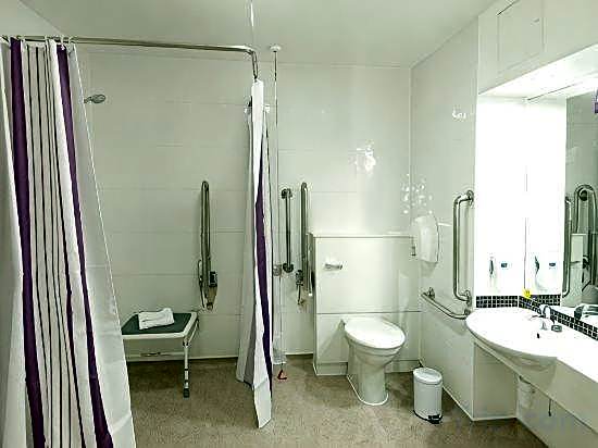 Premier Inn Swansea Waterfront