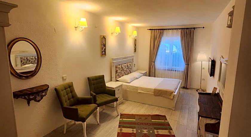 Tarcin Alacati Otel