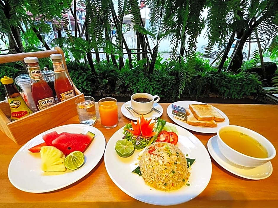 The Gold Living Life