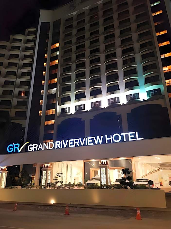 Grand Riverview Hotel