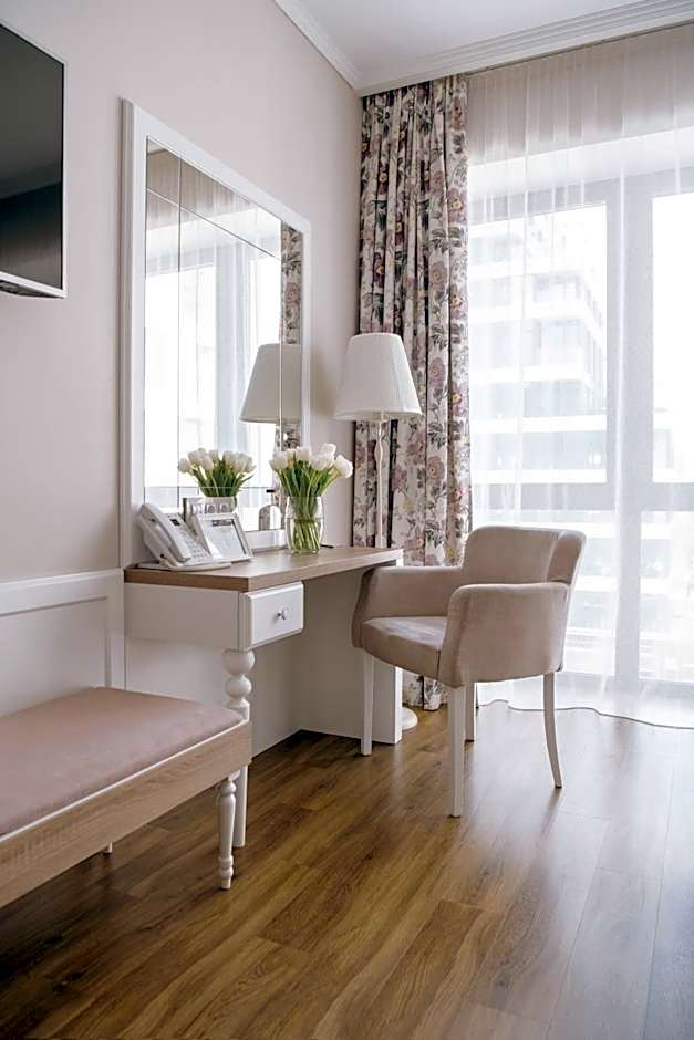 Impresamente Art Hotel