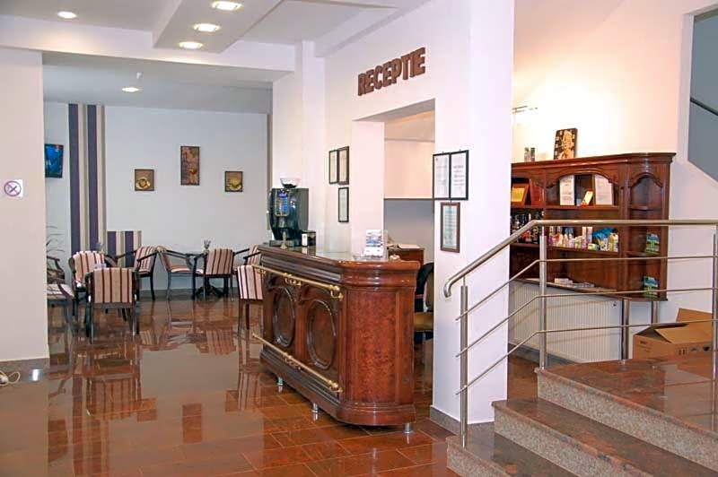 Hotel Spa Cazino Monteoru