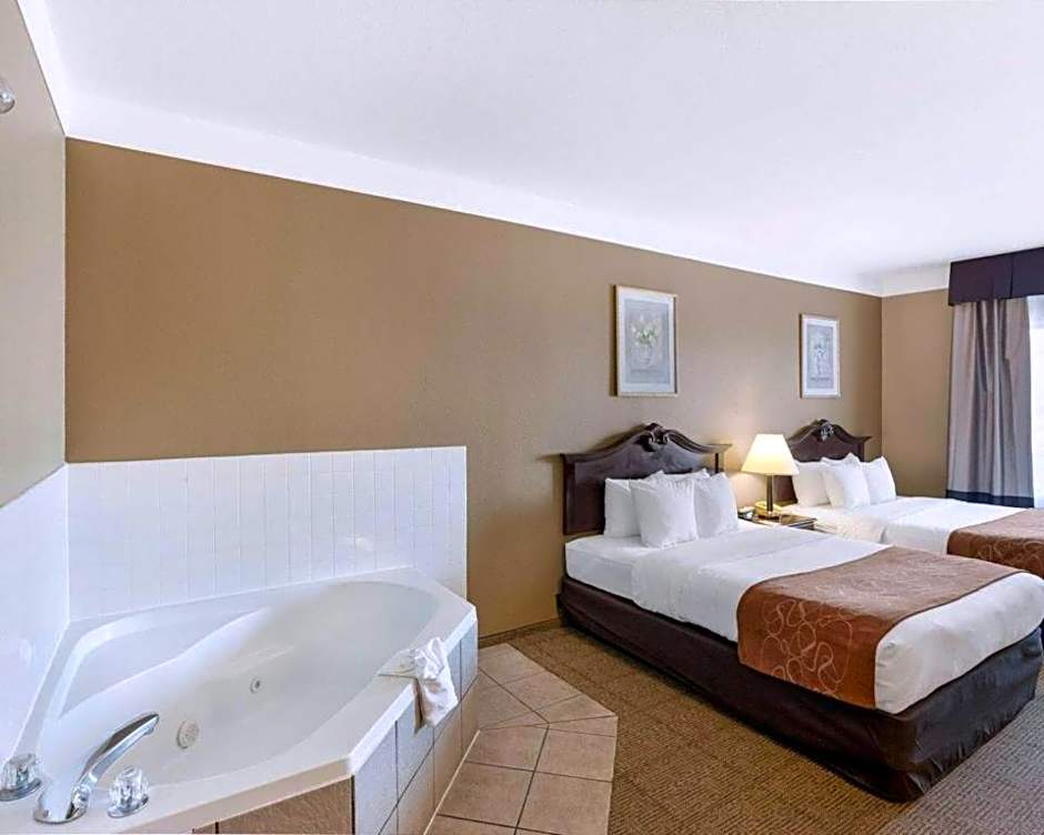 Comfort Suites Plainview
