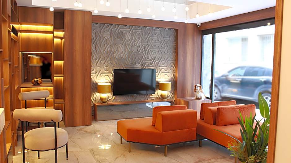 ROI HOTEL IZMiR