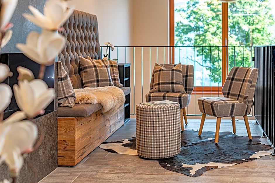 Skylodge Alpine Homes