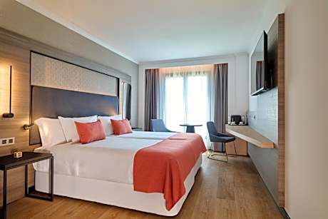 Premium Twin Room