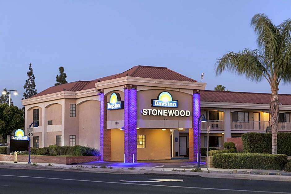 Days Inn by Wyndham Downey