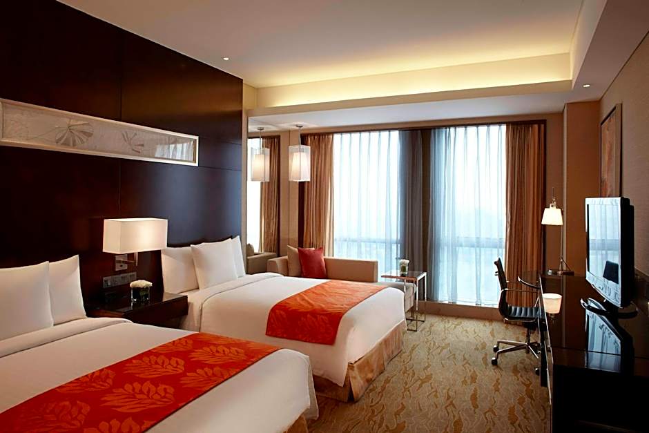 Photo 1 of 1 of Premier Multiple Beds Guestroom, City View