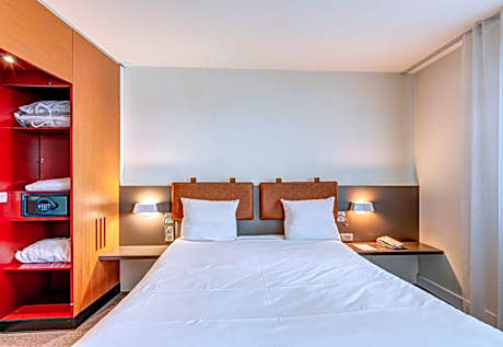 Double Room - Disability Access