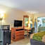 Econo Lodge Inn & Suites Gulfport