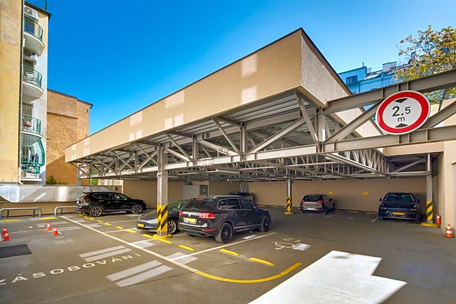Wenceslas Hotel & Apartments