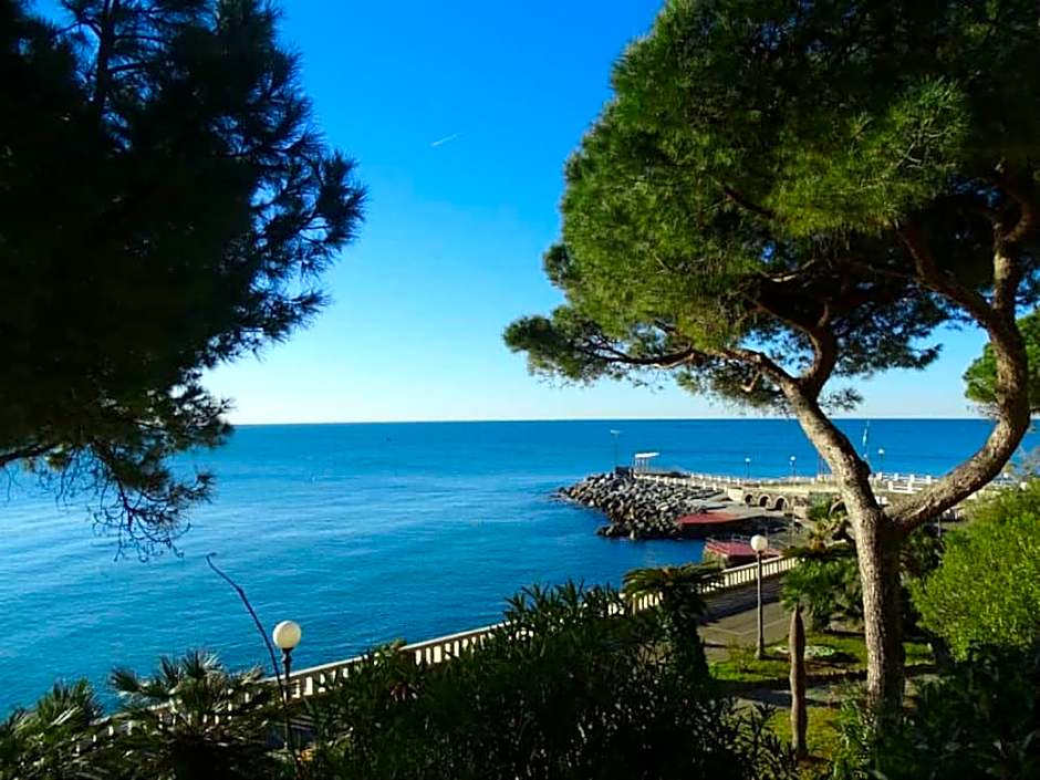 Hotel Tirreno