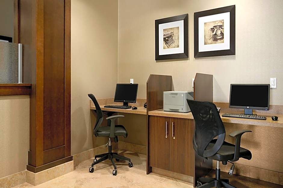 Ramada by Wyndham Conklin