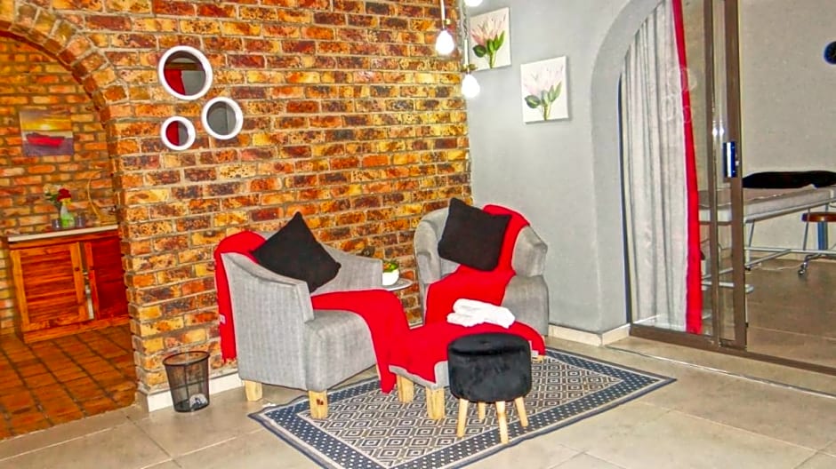 Warmbaths Thai Spa and Guest House