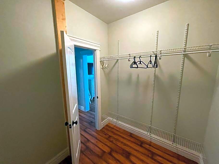 WELCOME TO BURNT RIVER ESTATE