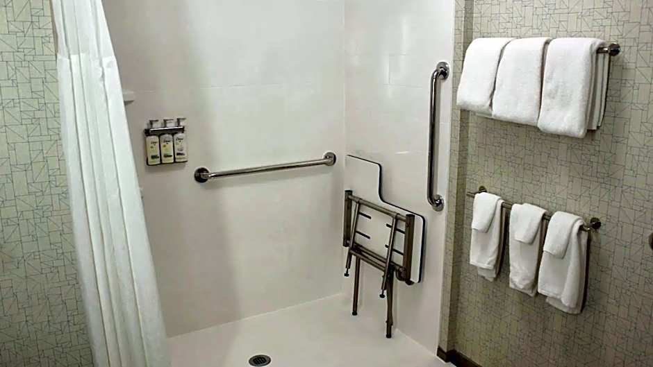 Holiday Inn Express Amherst - Lockport by IHG