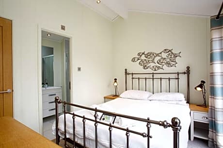 Riverside 1 bedroom Lodge (No Pets)