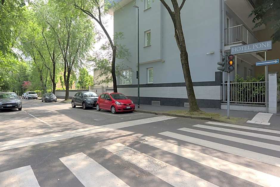 Hotel Pone