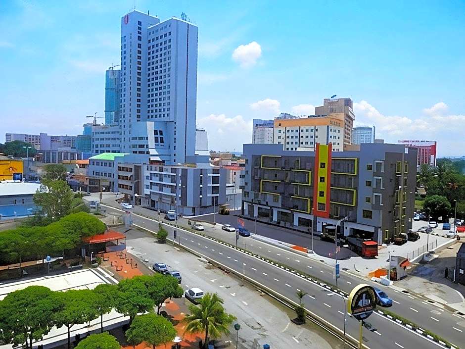 Lks Hotel