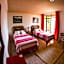 Casa de las Palmas Guest House