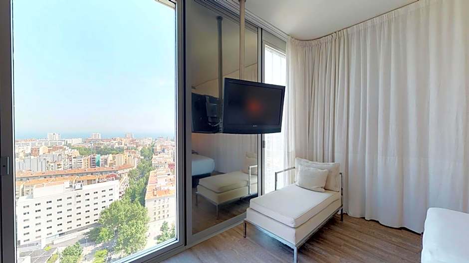 Meliá Barcelona Sky