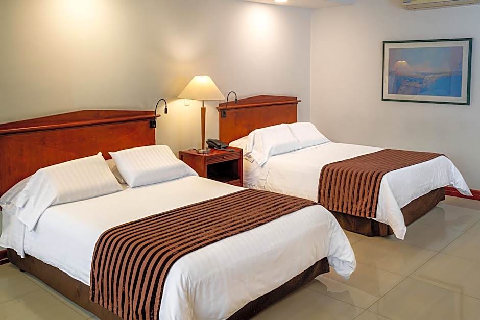 Torre de Cali Plaza Hotel