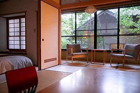 Family Room with Private Bathroom (Open-Air Bath）