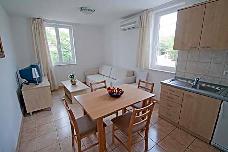 Duplex Apartment with Garden View