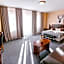 Greenwood hotel