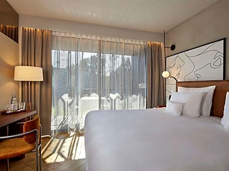 Superior King Room with Balcony