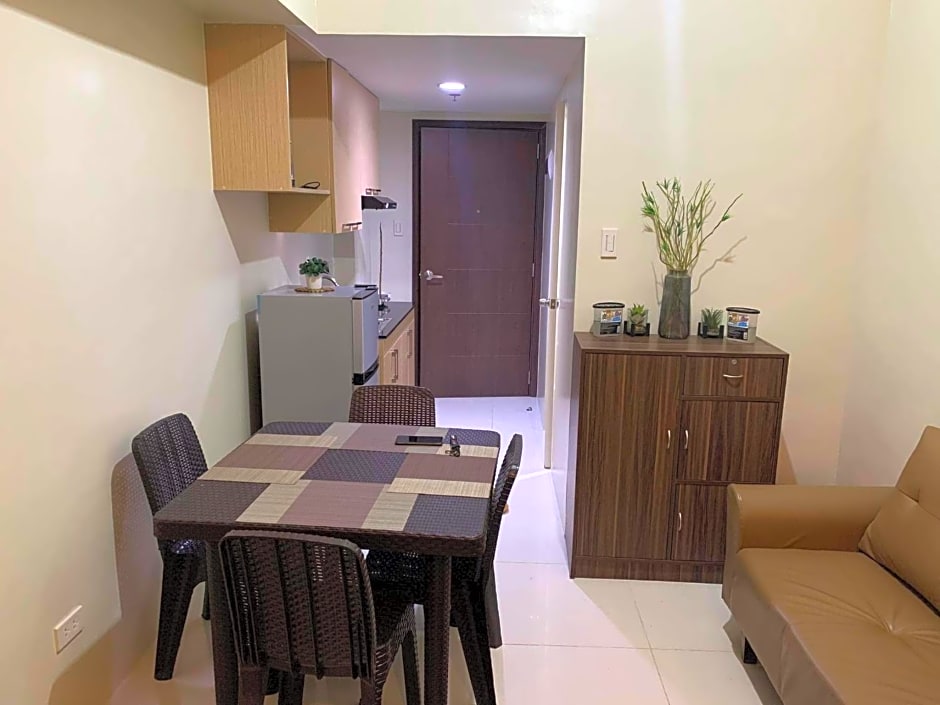 Brenthill Condo (Ceramic Unit)