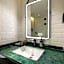 City Comfort Premier Hotel Qinzhou Lingshan Traditional Chinese Medicine Hospital Gymnasium