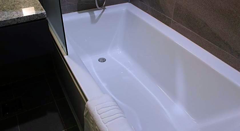 Rivertain Hotel Gyeongju