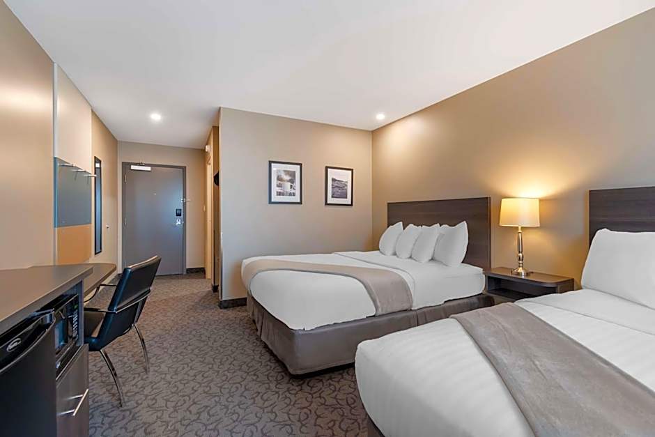 Villa Inn & Suites, SureStay Collection by Best Western