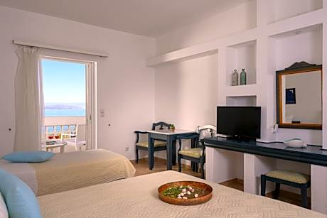 Bungalow with Sea View