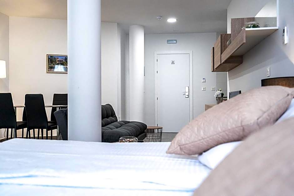 Apartamentos La Laguna