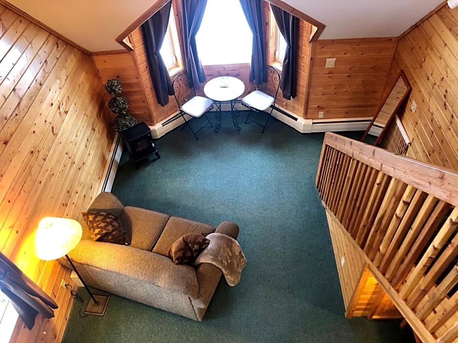 Susitna River Lodging, Suites