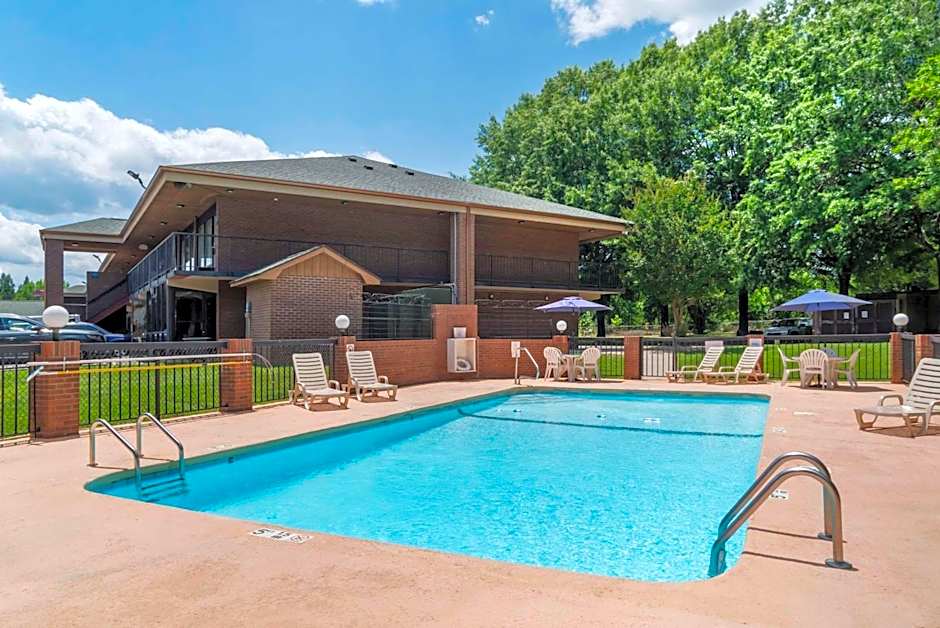 Quality Inn near Speedway