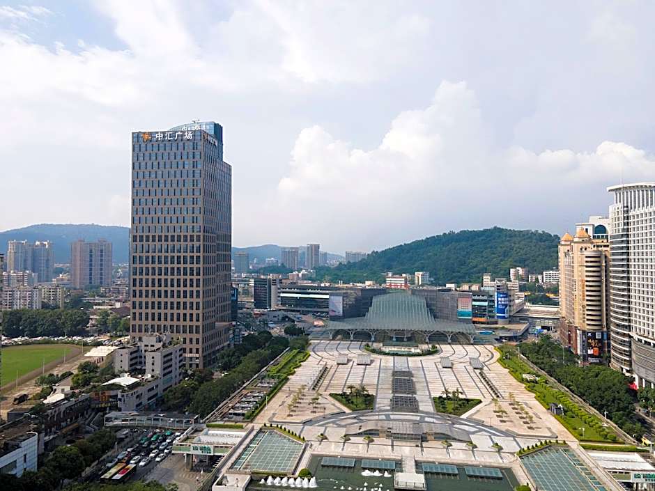 ZMAX Hotel Guangzhou Tianhe Sports Center East Metro Station