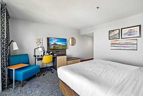 King Bed Partial Ocean View