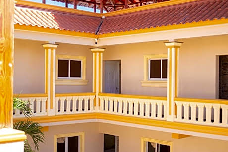 Diosamar Hotel y Suites